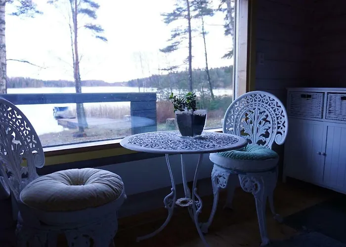 Stenstrandintie 20 B كِيِركّونومِّ